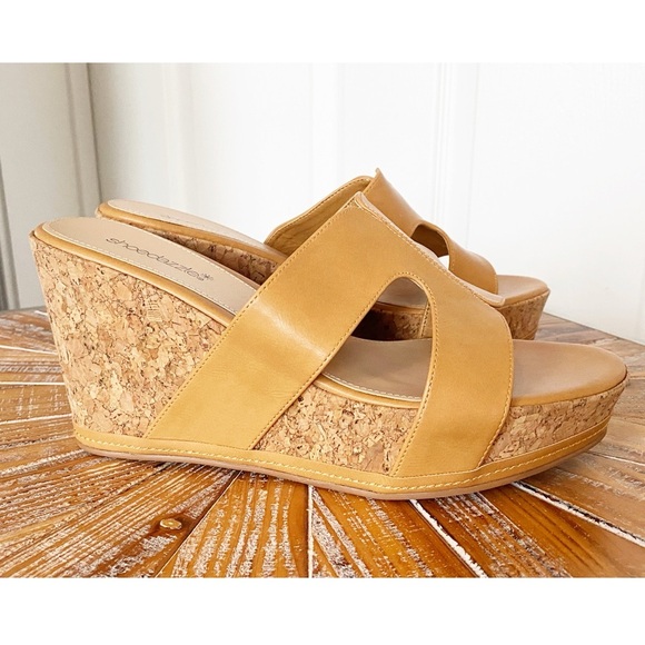 NWT Shoe Dazzle Faux Leather Slip On Cork Wedge Size 10 - Picture 6 of 14